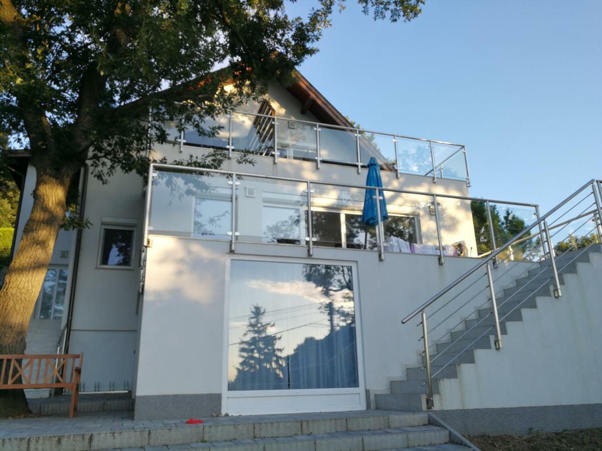 Hilltop Apartments Fonyód 外观 照片